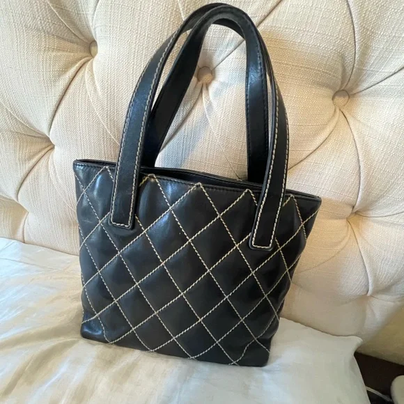 Chanel Wild Stitch Tote Bag - Picture 3 of 15